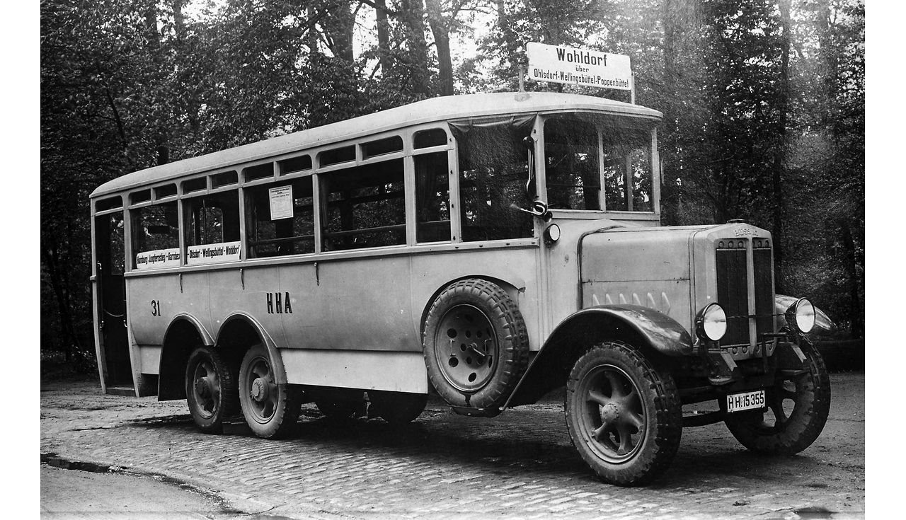 İlk avtobus