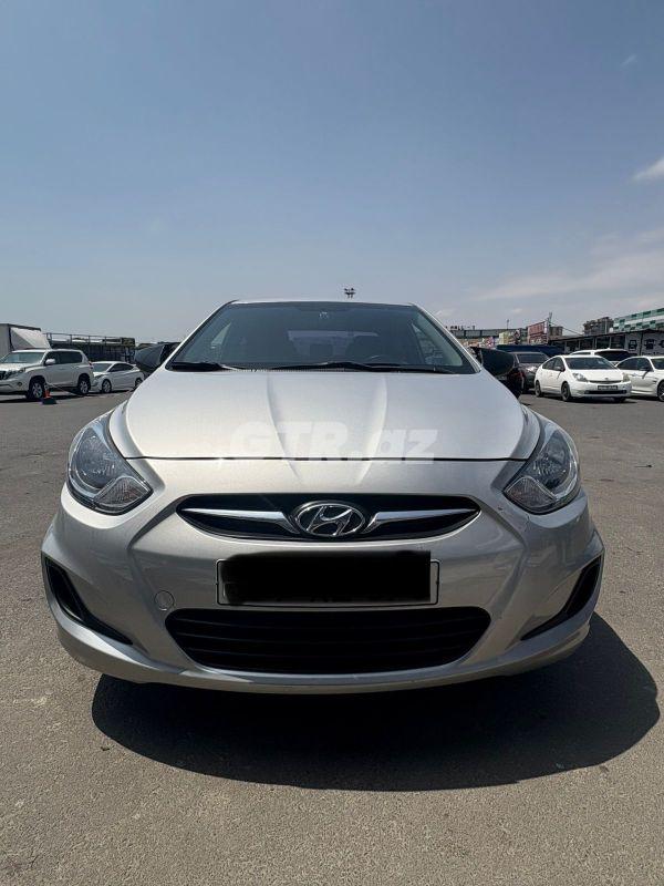 Hyundai Accent