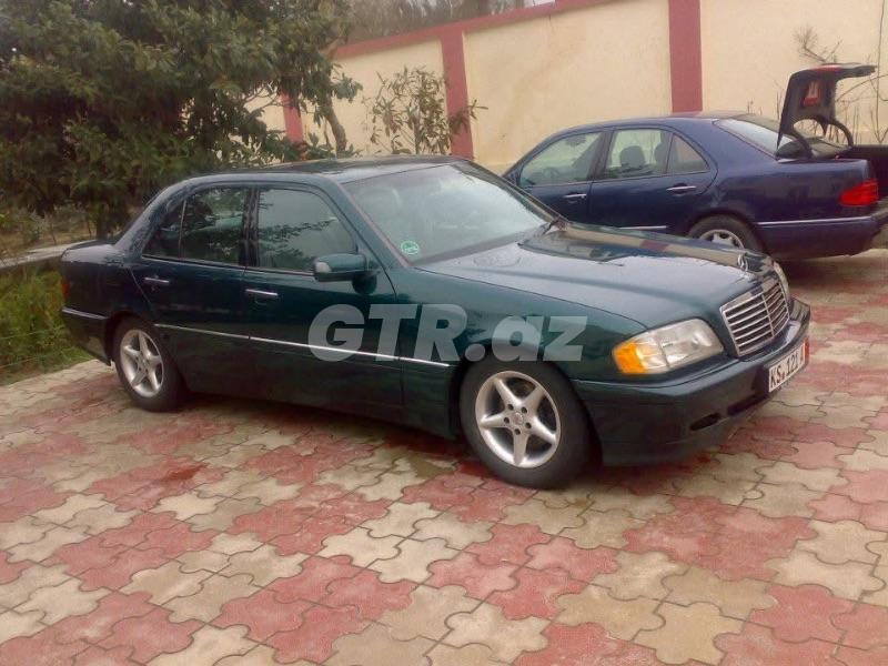 Mercedes C 200