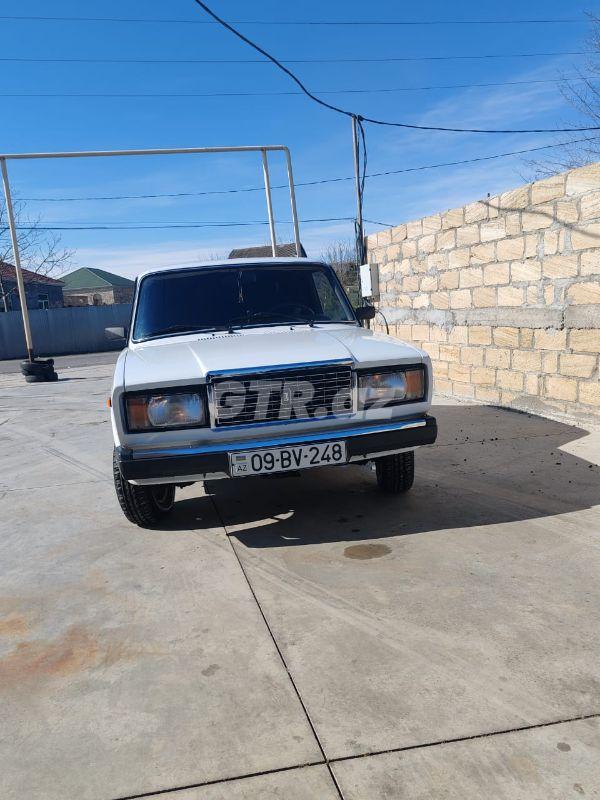 LADA (VAZ) 2107