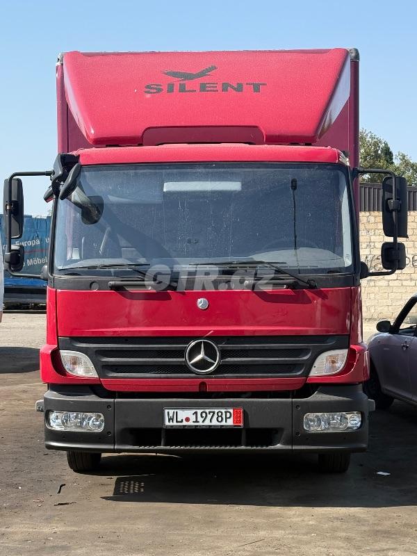 Mercedes Atego 818