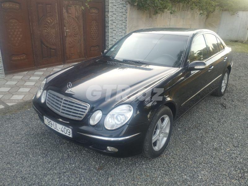 Mercedes E 240
