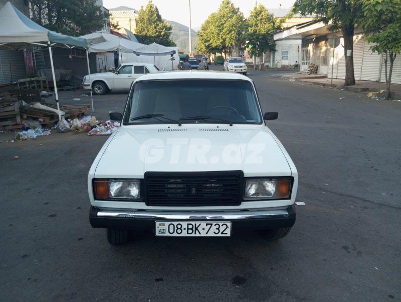 LADA (VAZ) 2107