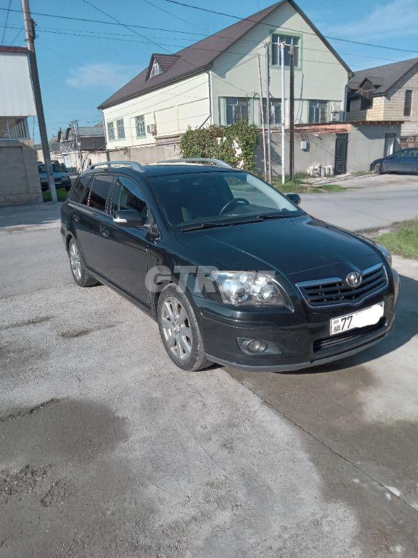 Toyota Avensis Verso