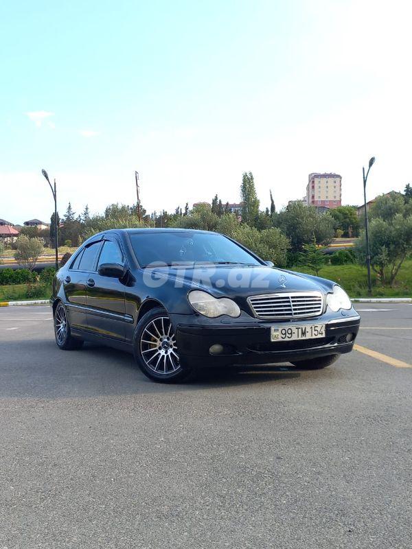 Mercedes C 270