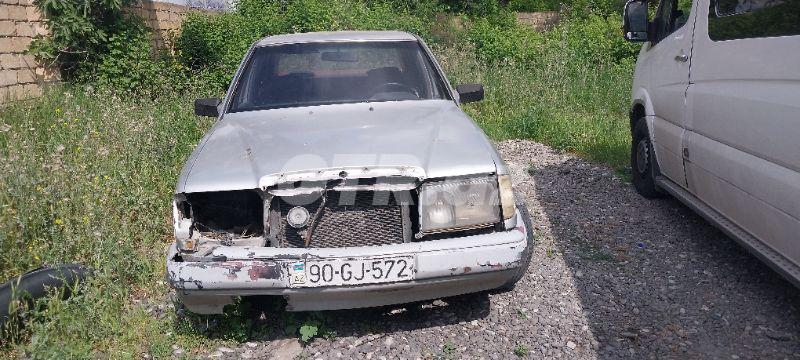 Mercedes 190