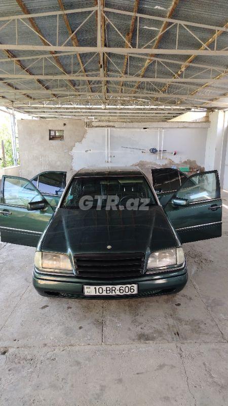 Mercedes C 180