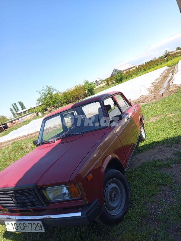 LADA (VAZ) 2107