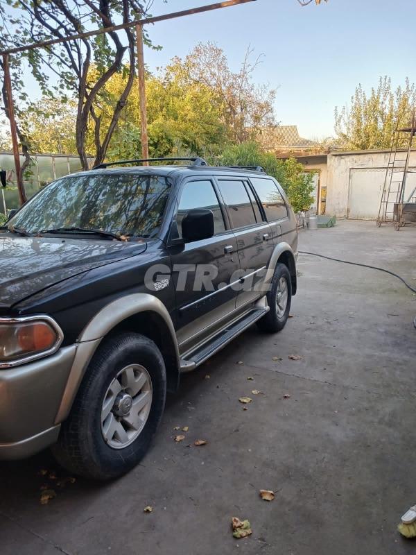 Mitsubishi Montero Sport