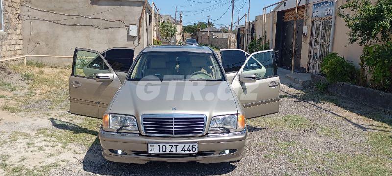 Mercedes C 230