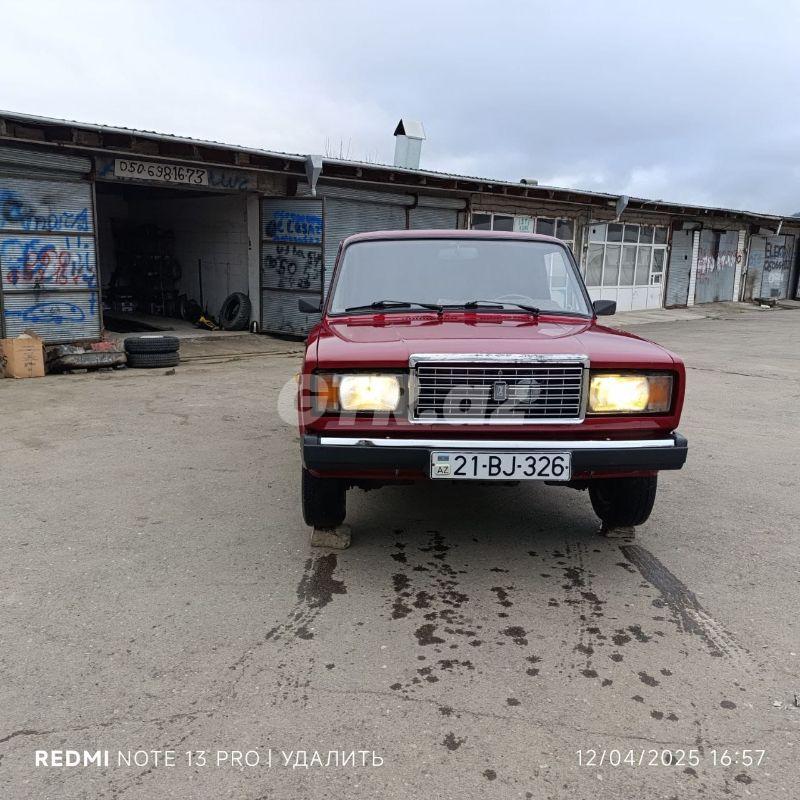 LADA (VAZ) 2107