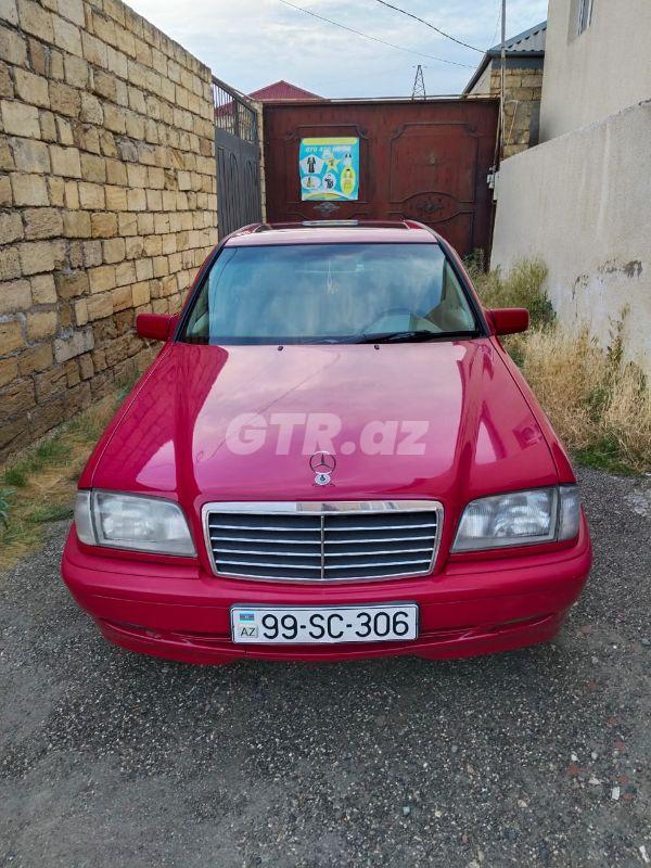 Mercedes C 200