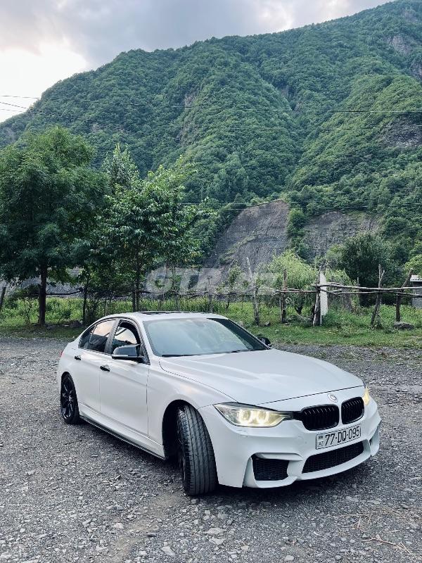 BMW 320