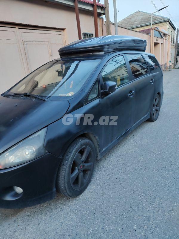 Mitsubishi Grandis