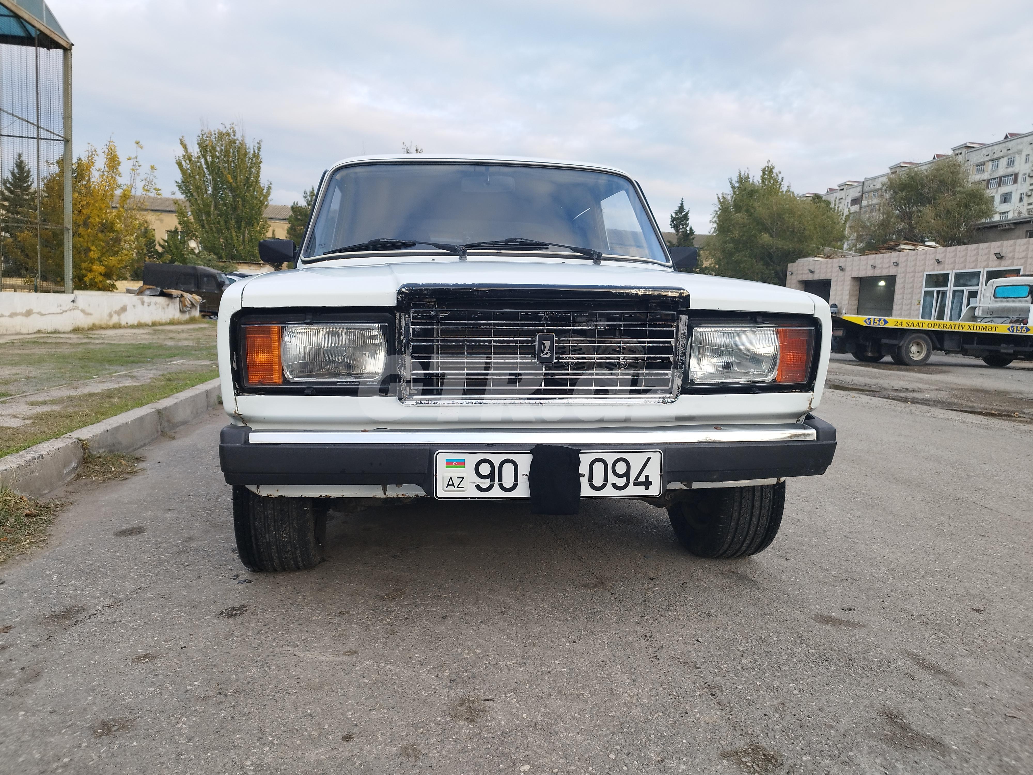 LADA (VAZ) 2107