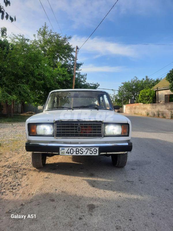 LADA (VAZ) 2107