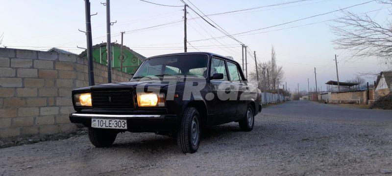 LADA (VAZ) 2107