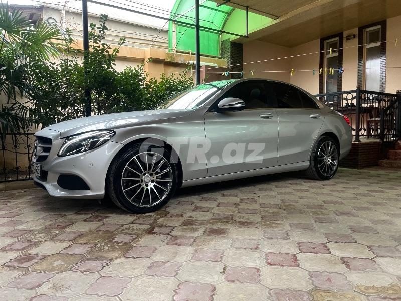 Mercedes C 200
