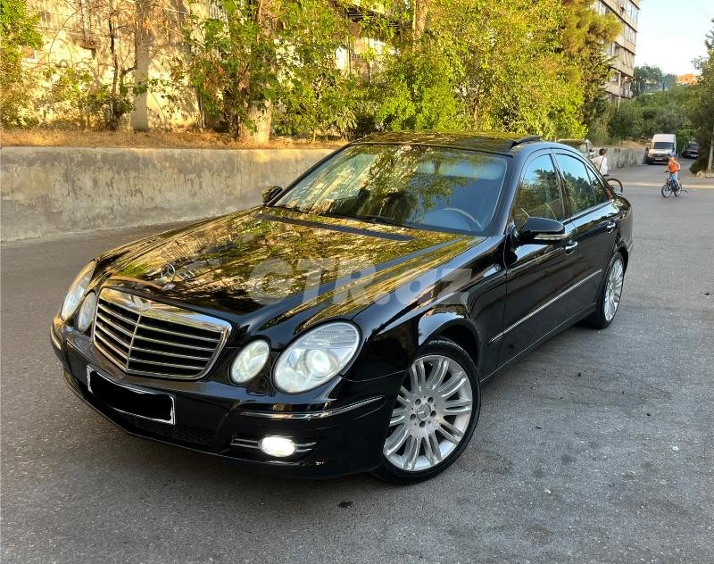 Mercedes E 300