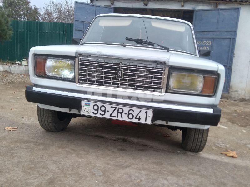 LADA (VAZ) 2107