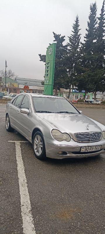 Mercedes C 180