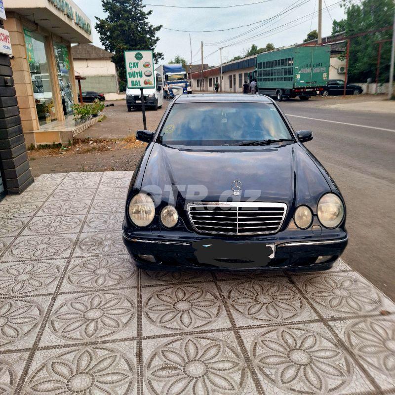 Mercedes C 240