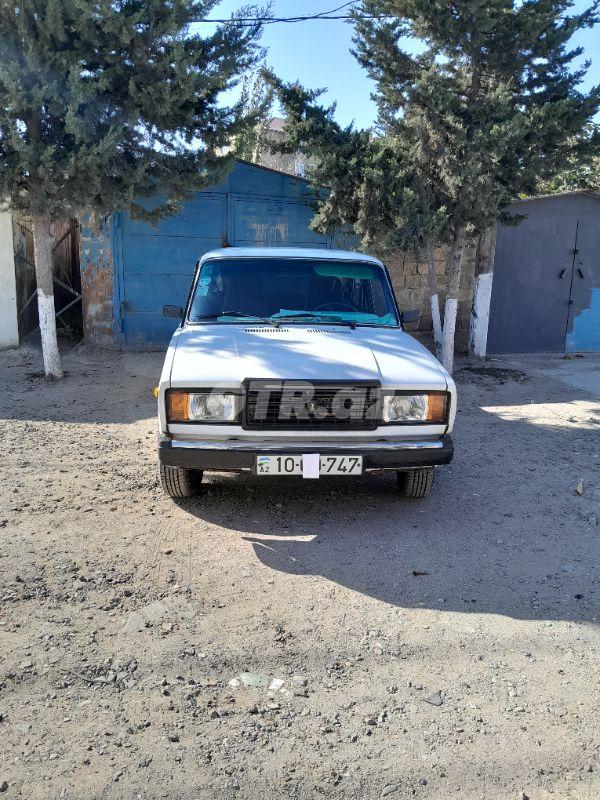 LADA (VAZ) 2107
