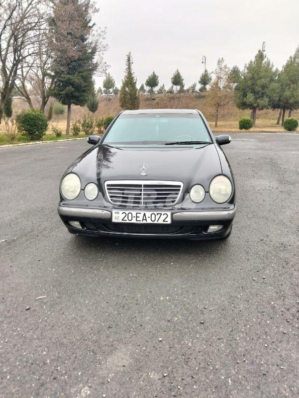 Mercedes E 270
