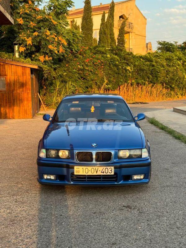 BMW 325