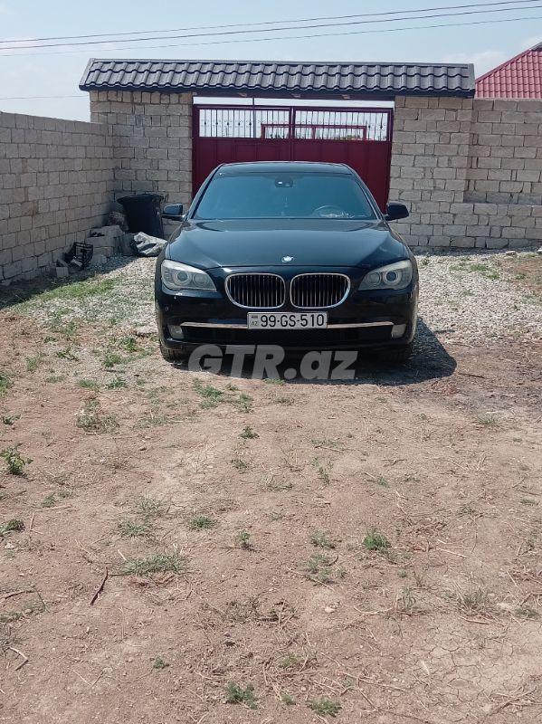 BMW 750