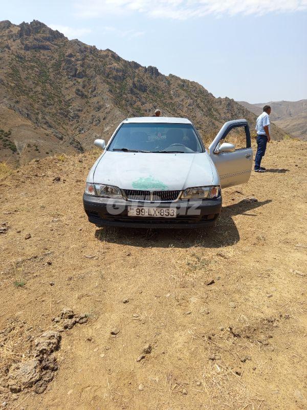 Nissan Sunny