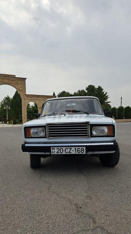 LADA (VAZ) 2107