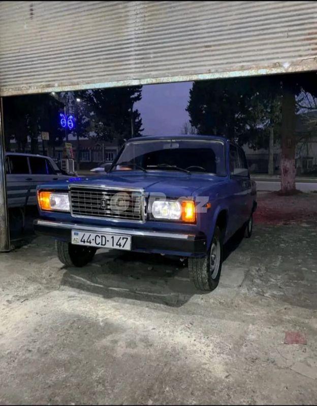 LADA (VAZ) 2107