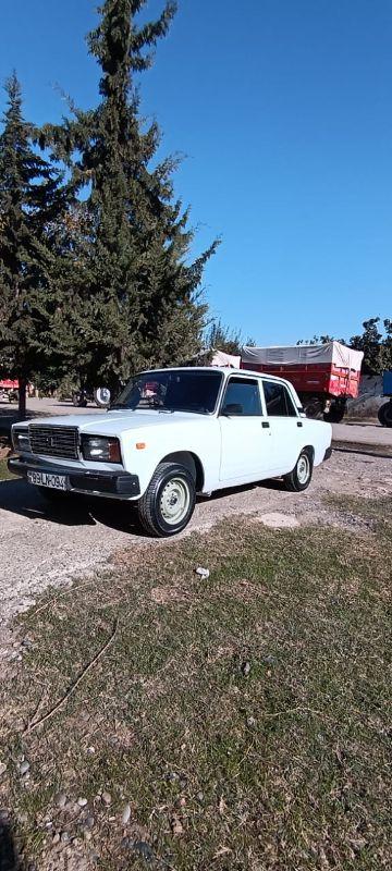 LADA (VAZ) 2107