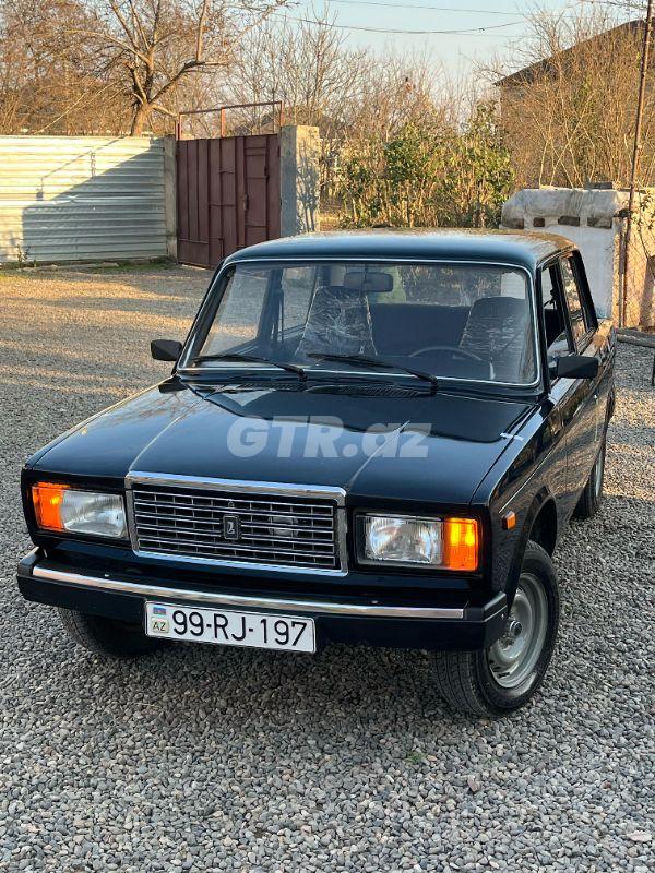 LADA (VAZ) 2107