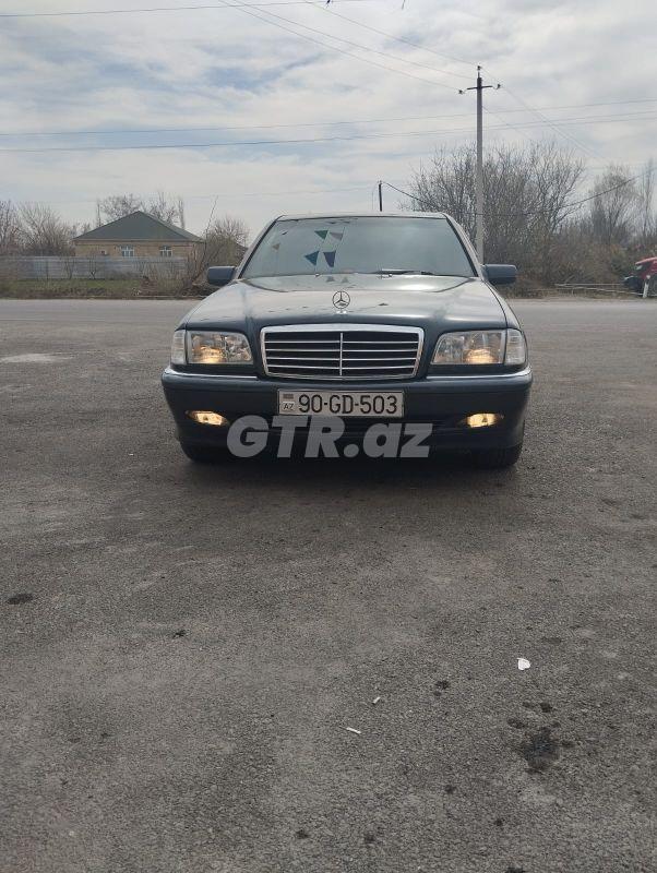 Mercedes C 180