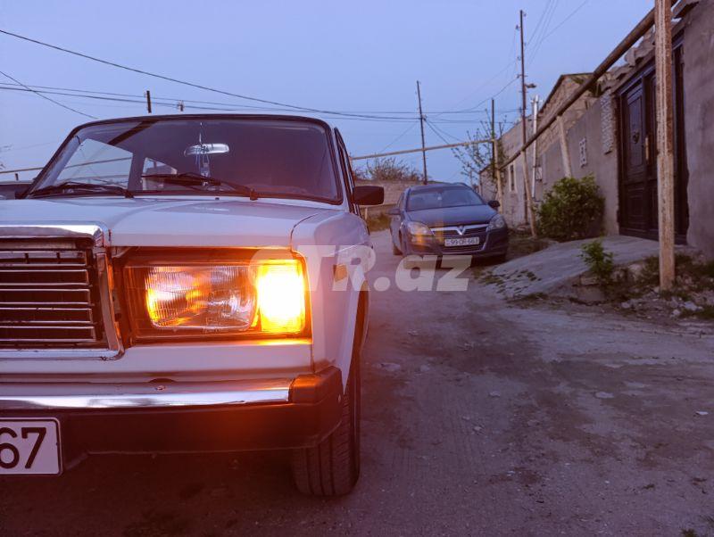 LADA (VAZ) 2107