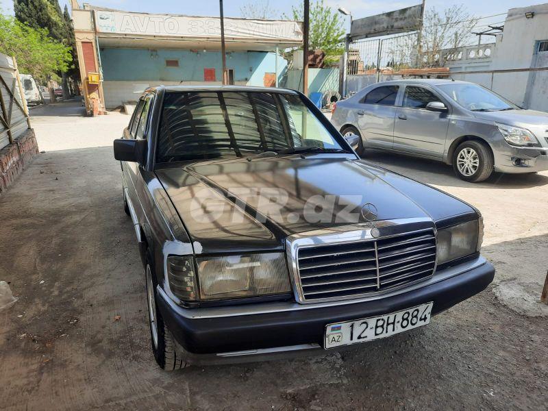 Mercedes 190