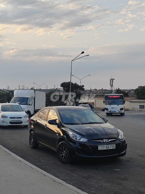 Hyundai Accent