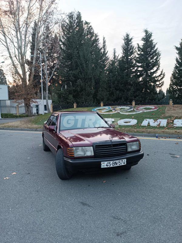 Mercedes 190