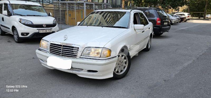 Mercedes C 230