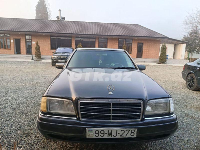 Mercedes C 200