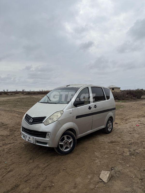 Changan CM-8