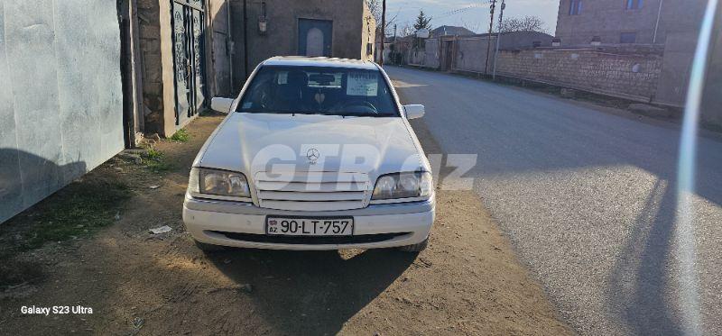 Mercedes C 200