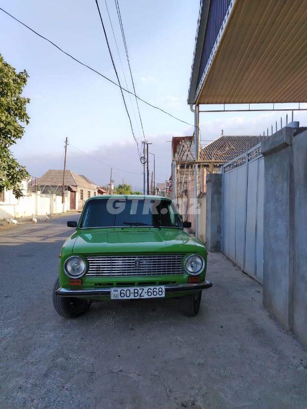 LADA (VAZ) 21011
