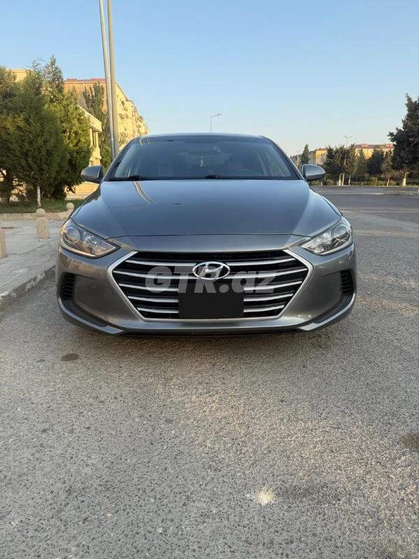 Hyundai Elantra
