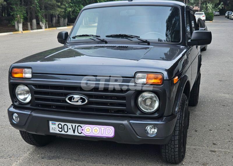 LADA (VAZ) 2121 Niva (4x4)