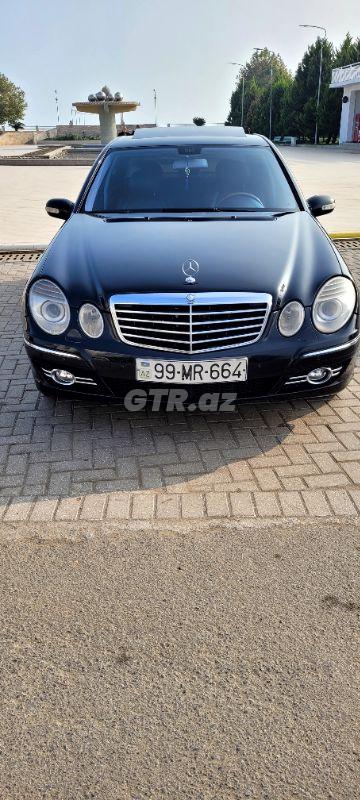 Mercedes E 320