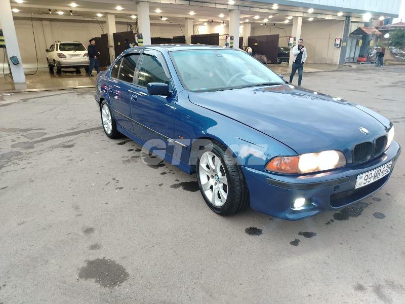 BMW 528