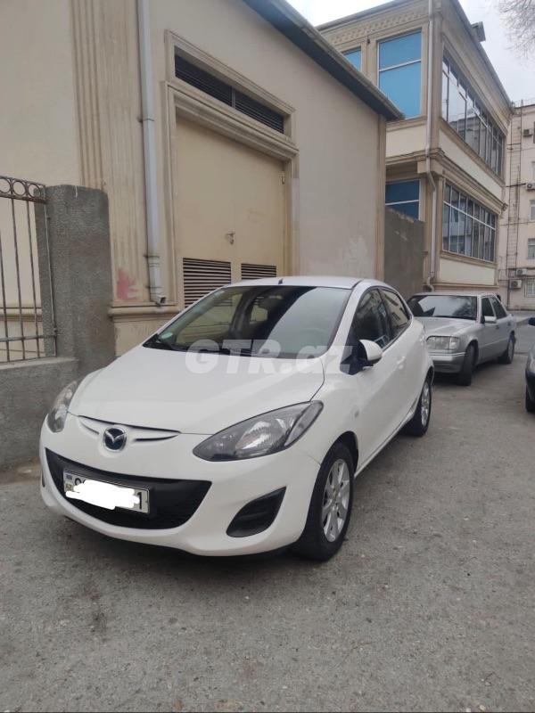 Mazda 2